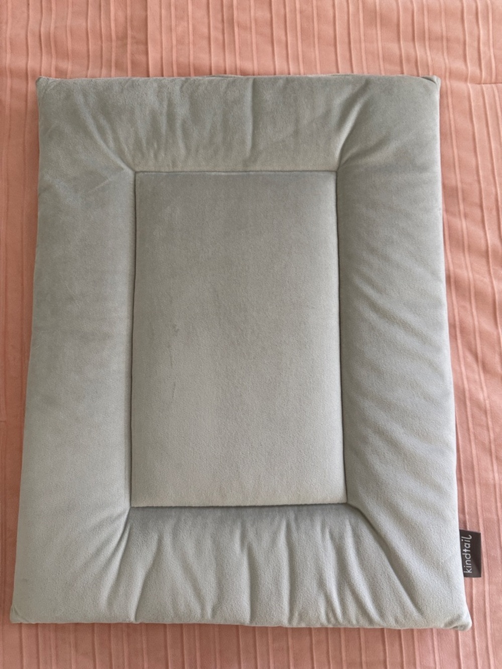 KindTail PAWD Dog Crate Pad Soft Reversible Sleeping 20” x 15.5” x 1” Soft Gray - Picture 5 of 12